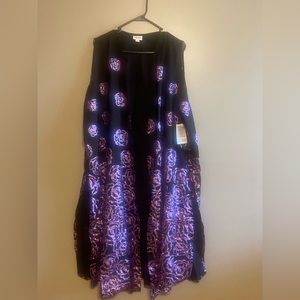 NWT LulaRoe Joy - Black with Purple Glitter Flower Side Slit Vest Size XL